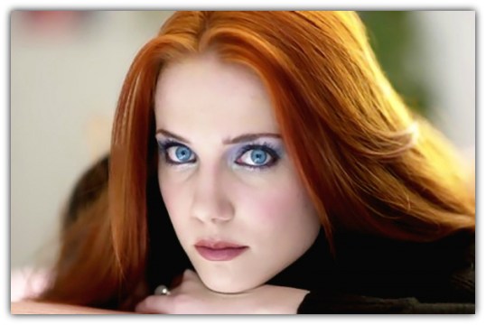 SimoneSimons01
