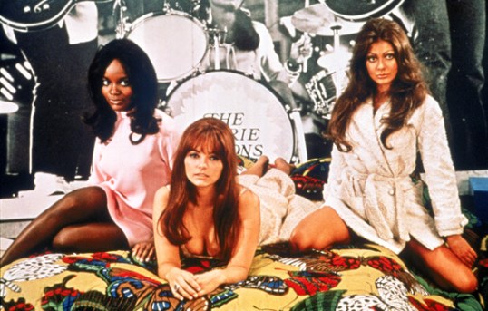 beyond-the-valley-of-the-dolls-05-1