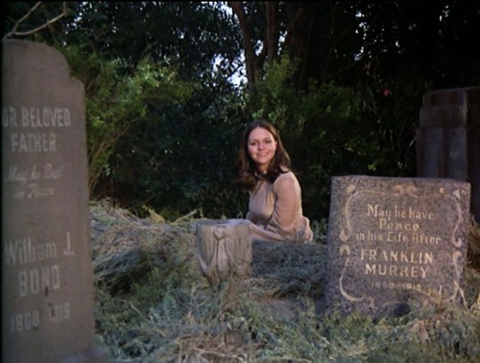 night-gallery-season-3-13-whisper-sally-field