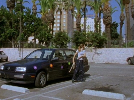 vlcsnap-2016-04-04-17h23m20s331