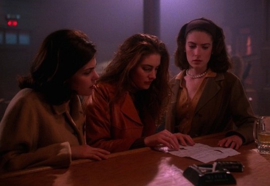 Twin Peaks - Girls at the Bar